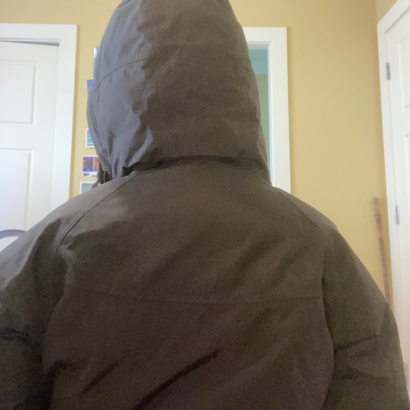 The North Face Women’s Arctic Parka - Made in Bangladesh - Picture 5 of 12